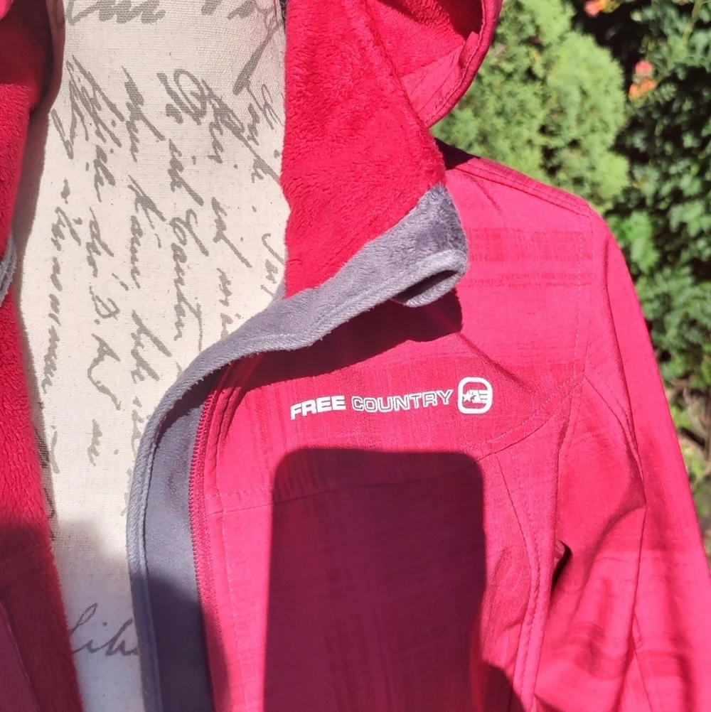 Free Country Small Winter Hooded Coat!